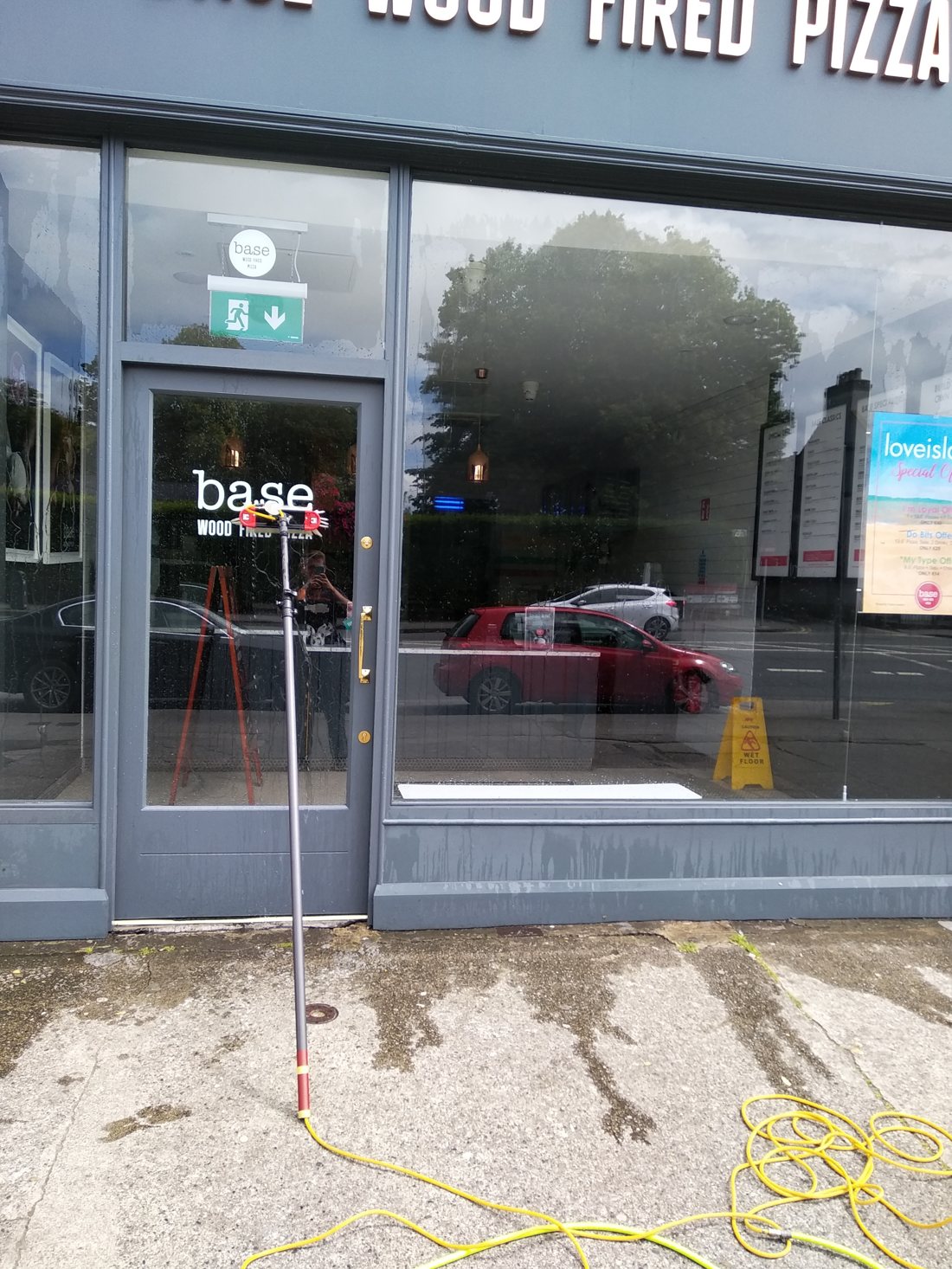 Commercial shopfront window cleaning